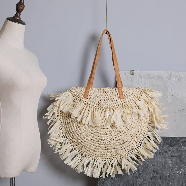 New Tassel Straw Woven Bag Woven Bag Beach Bag Shoulder Bag Retro Female Bag