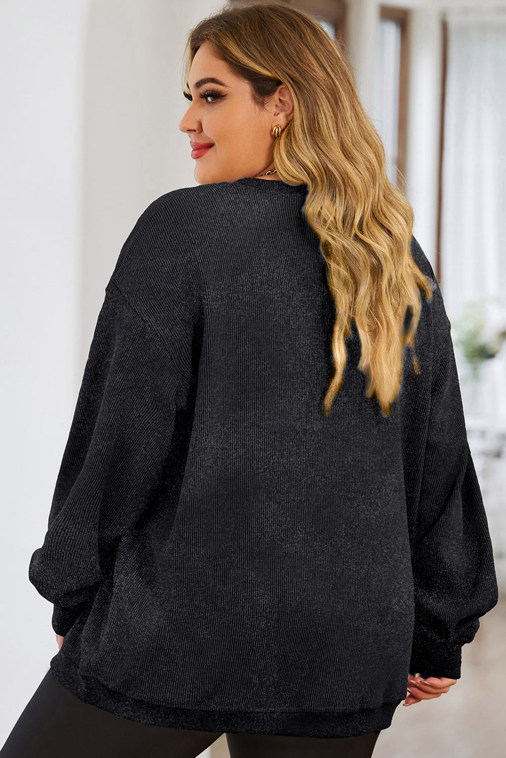 Plus Size XOXO Heart Round Neck Long Sleeve Sweatshirt