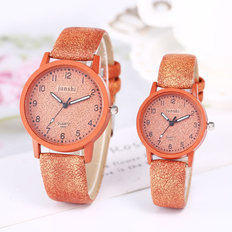 Casual fashion men and women couple quartz watches