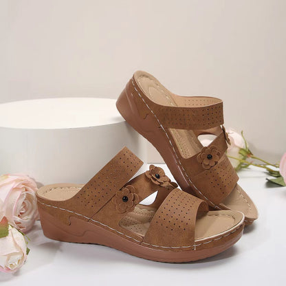 Flower PU Leer Wedge Sandale