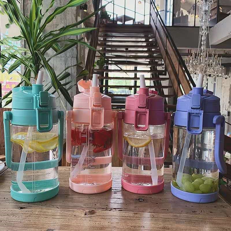 Large capacity water cup fitness sports bottle