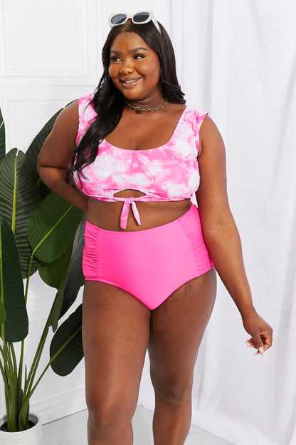 Marina West Swim Sanibel Crop Swem Top en Ruched Bottoms Gestel in Pienk