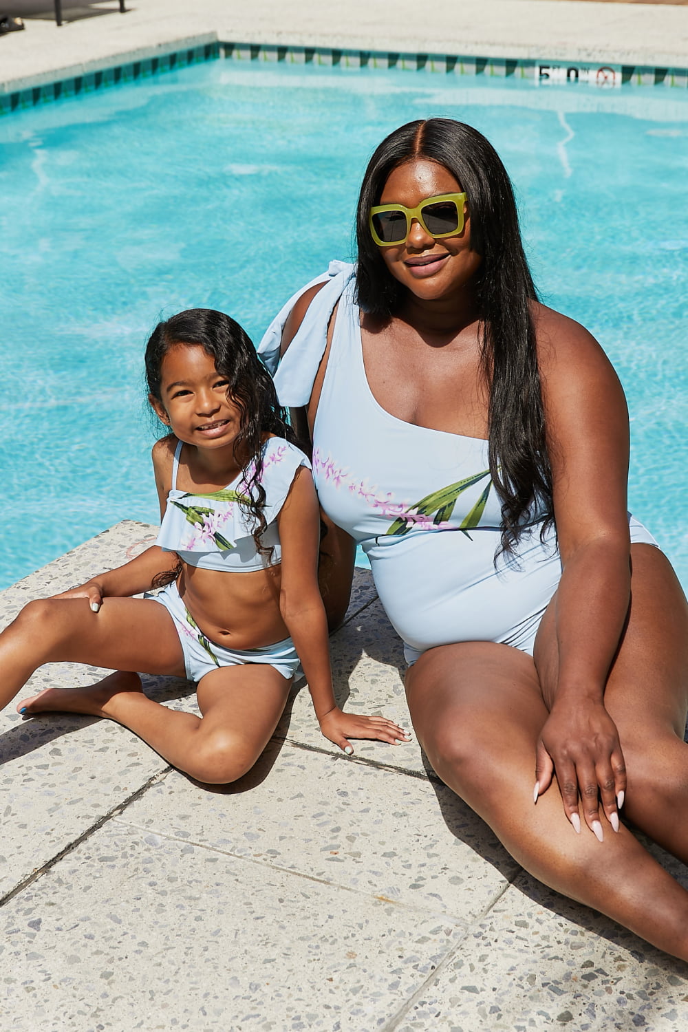 Marina West Swim Vacay Mode Twee-stuk swemstel in pastelblou