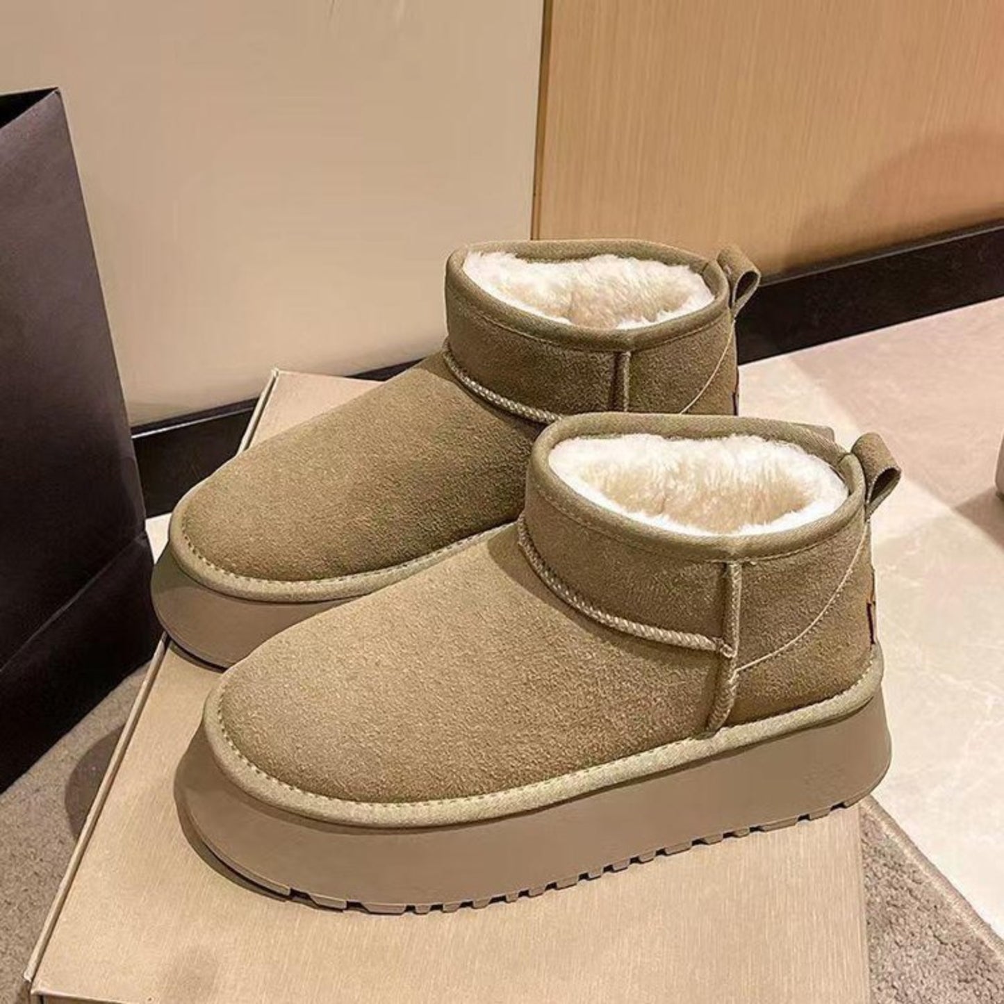 Fleece Lined Chunky Platform Mini Boots