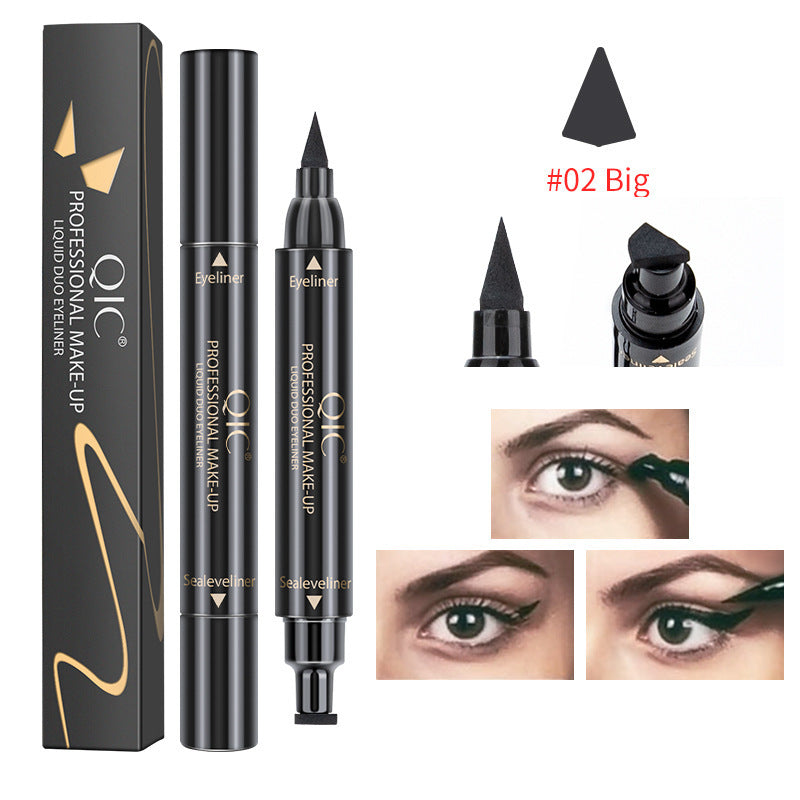 Head Seal Triangle Eyeliner