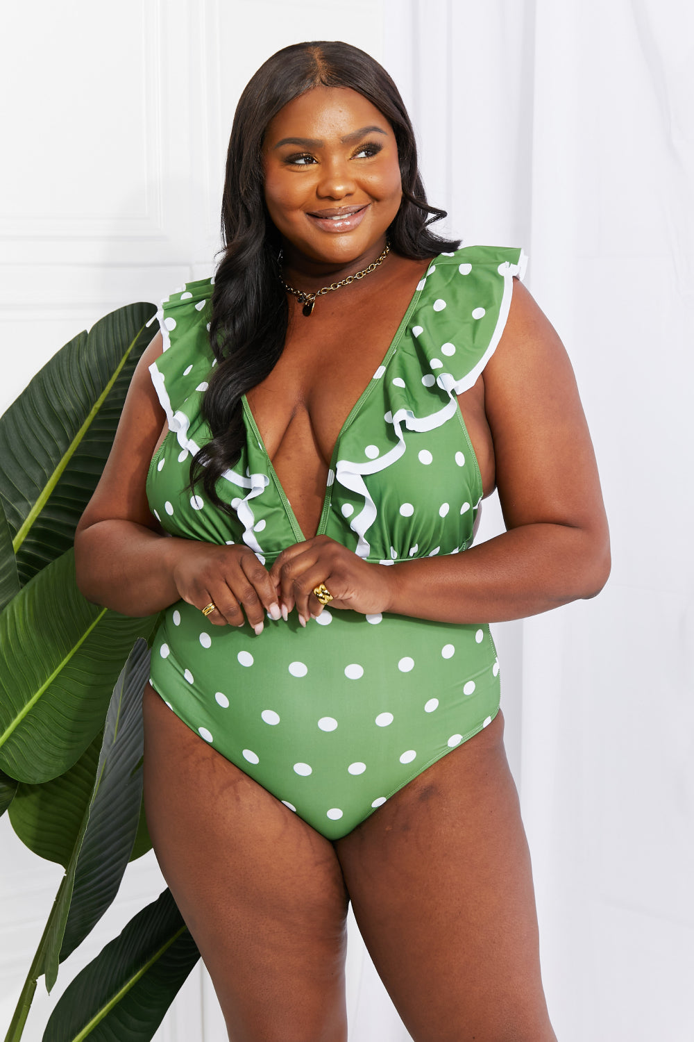 Marina West Swim Maanverligte Dip Ruffle Plunge-swembroek in Middelgroen