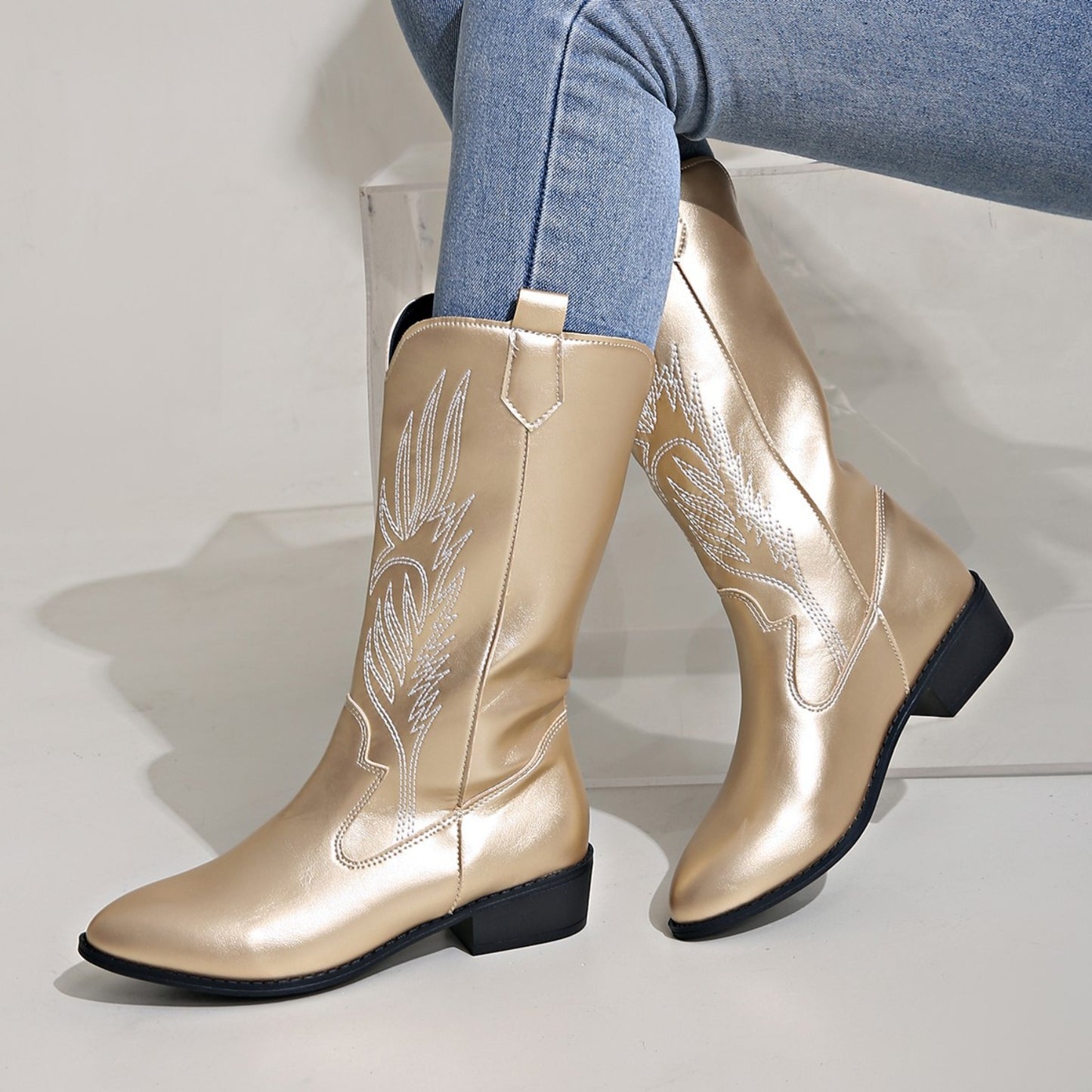 Embroidered Point Toe Block Heel Boots