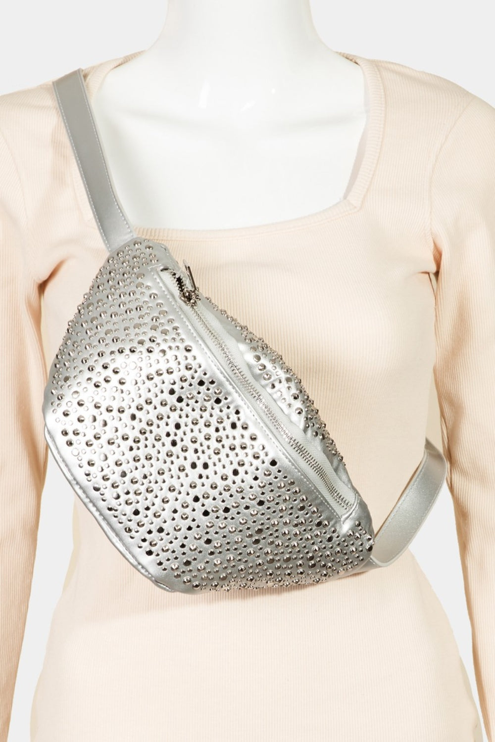 Fame Studded Crossbody-sak